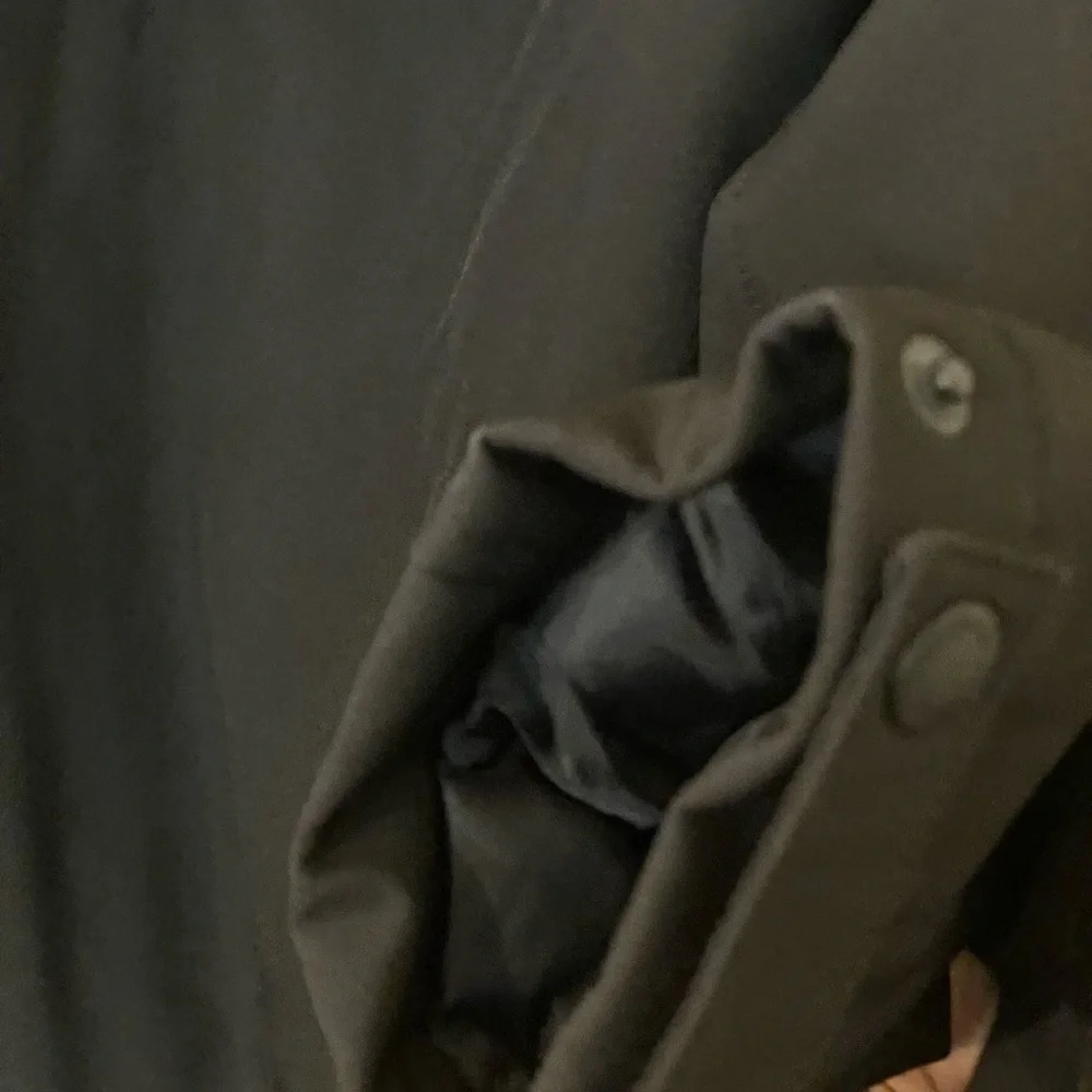 NEW NEVER WORN Black Levi Strauss Co.  Coat with inner lining